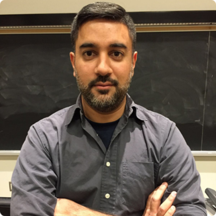 Headshot of Shiraz Sheikh